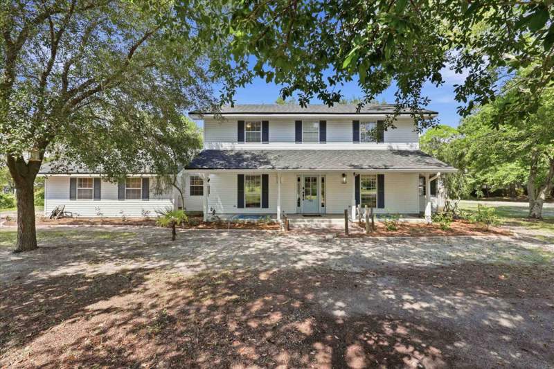 3 bedroom Detached at 902 NW Avenue D, Picketts Add, Carrabelle — photo 3
