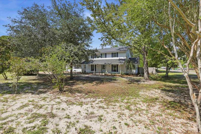 3 bedroom Detached at 902 NW Avenue D, Picketts Add, Carrabelle — photo 5