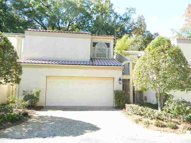 2 bedroom Townhouse at 1822 Atlantis Place, Los Robles Green, Tallahassee — photo 1