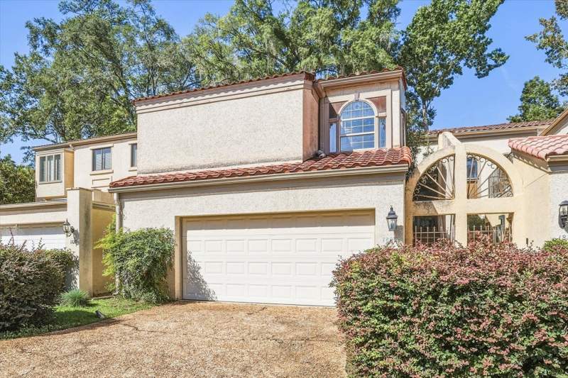 2 bedroom Townhouse at 1822 Atlantis Place, Los Robles Green, Tallahassee — photo 4