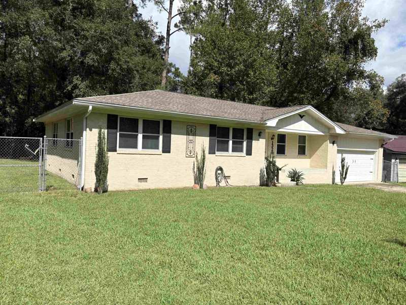 3 bedroom Detached at 1328 Linwood Drive, LinWood Manor, Tallahassee — photo 1