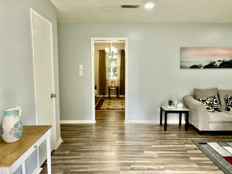3 bedroom Detached at 1328 Linwood Drive, LinWood Manor, Tallahassee — photo 3