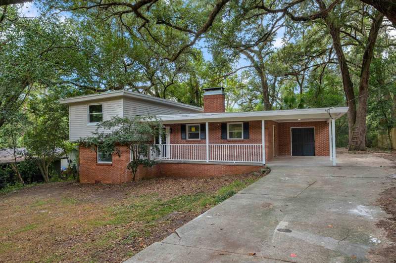 4 bedroom Detached at 1705 Sunset Lane, Forest Heights Unit No 3, Tallahassee — photo 2