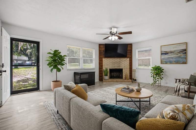 3 bedroom Detached at 4020 Elder Lane, Plantation Woods, Tallahassee — photo 2