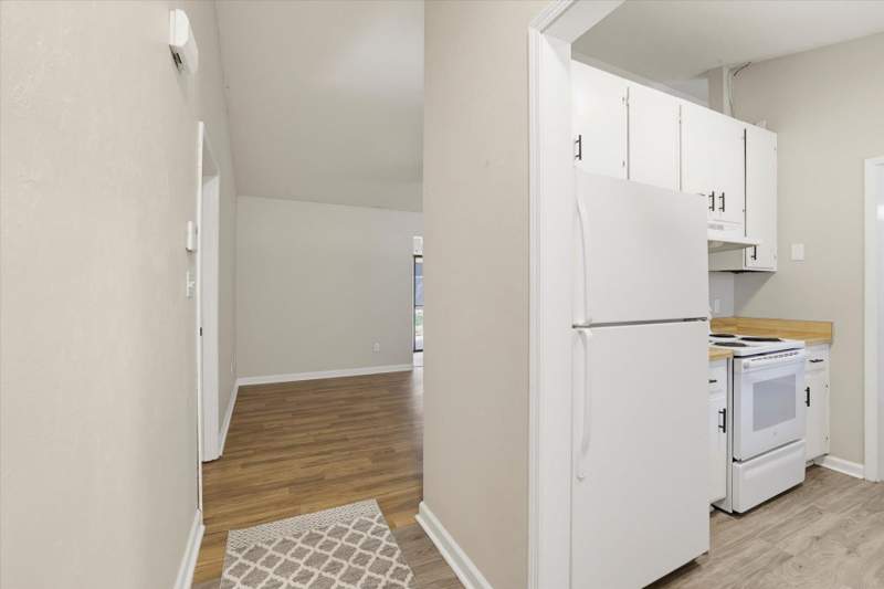 2 bedroom Detached at 5810 Bombadil Court, Lakewood Estates, Tallahassee — photo 4