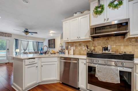 10017 Leafwood Drive, Tallahassee FL - photo 14 of 29