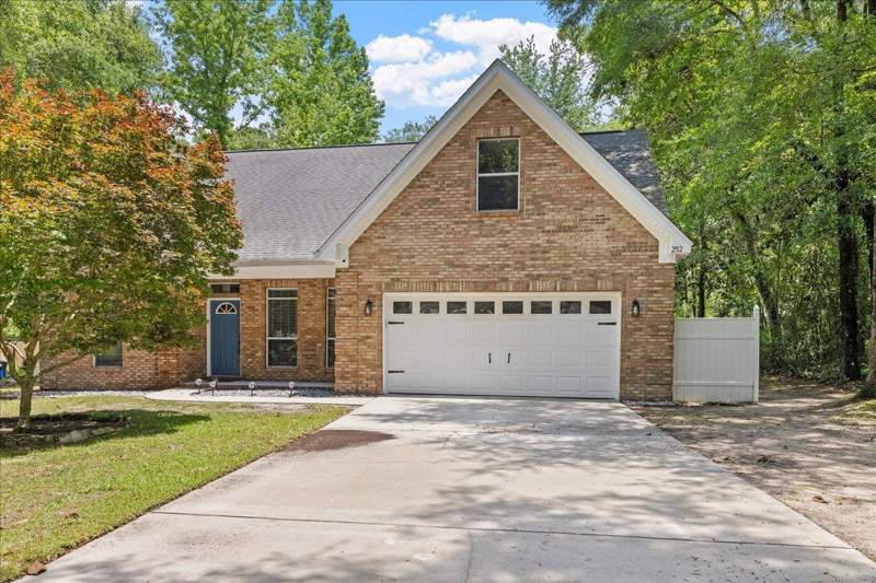 4 bedroom Detached at 252 Magnolia Ridge, Magnolia Ridge, Crawfordville — photo 4
