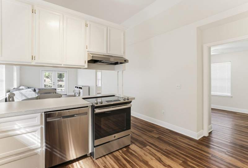 3 bedroom Detached at 3088 Layla Street, View Point, Tallahassee — photo 5