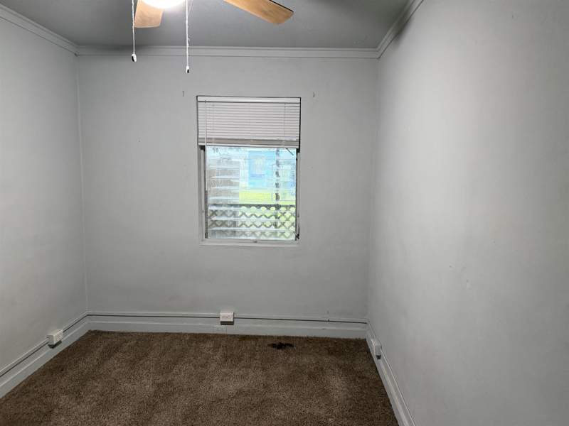 1 bedroom Townhouse at 8-3 Parker Avenue, Lanark Village, Lanark Village — photo 4