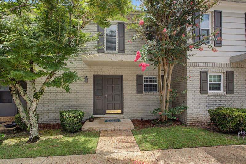 2 bedroom Townhouse at 1625 Centerville Road, Centerville Townhouses, Tallahassee — photo 2