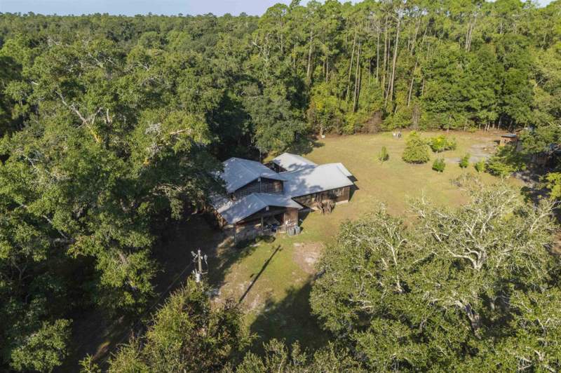 4 bedroom Detached at 4238 Natural Bridge Road, Battlebridge Unrecorded, Tallahassee — photo 5