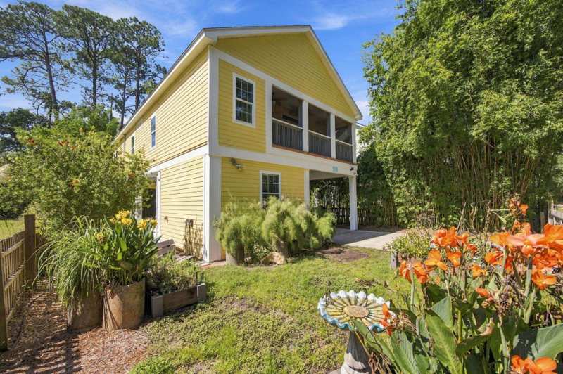 2 bedroom Detached at 10 Hidden Springs Drive, Mineral Springs, Panacea — photo 1