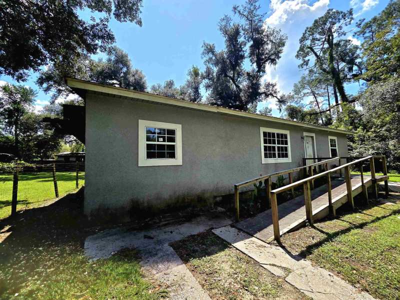 3 bedroom Detached at 911 N Veterans Drive, Perry Park, Perry — photo 1