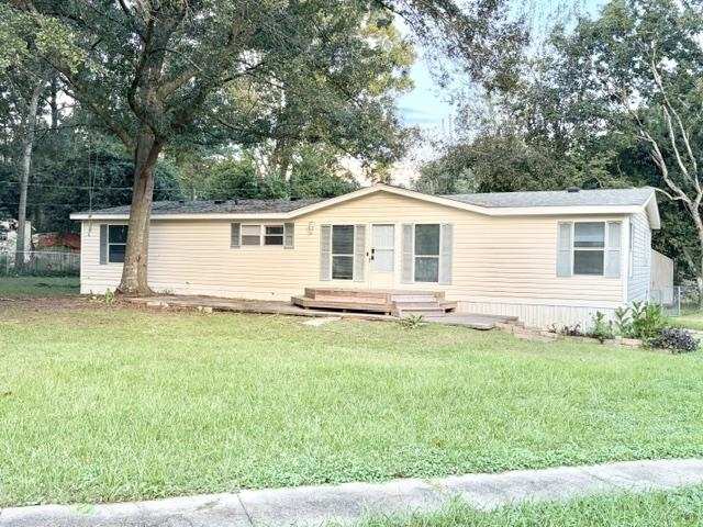 3 bedroom ManufacturedHome at 1316 Appleyard Drive, Mission Road Estates, Tallahassee — photo 1