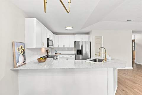 4411 Stratfordshire Court, Tallahassee FL - photo 13 of 52