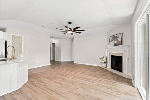 4411 Stratfordshire Court, Tallahassee FL - photo 8 of 52