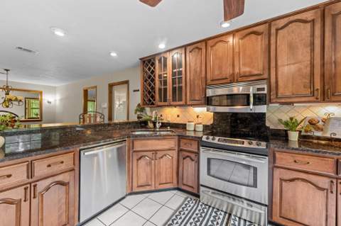2077 Angus Street, Tallahassee FL - photo 17 of 48