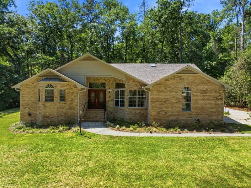 3 bedroom Detached at 3549 Lakeshore Drive, Lakeshore Estates, Tallahassee — photo 2