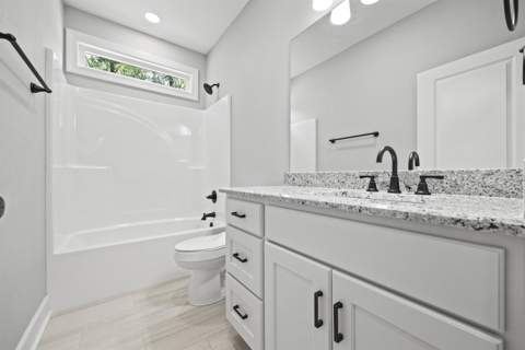 317 NE Oakwood Way, Pinetta FL - photo 17 of 28
