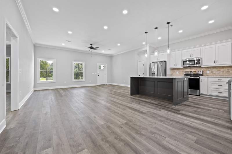 3 bedroom Detached at 317 NE Oakwood Way, Summerwood Estates, Pinetta — photo 4