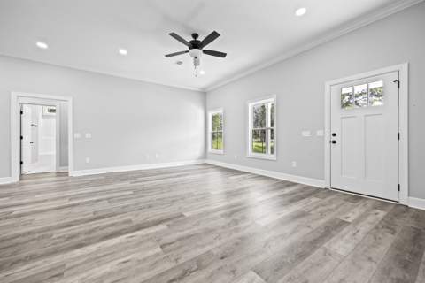 317 NE Oakwood Way, Pinetta FL - photo 9 of 28