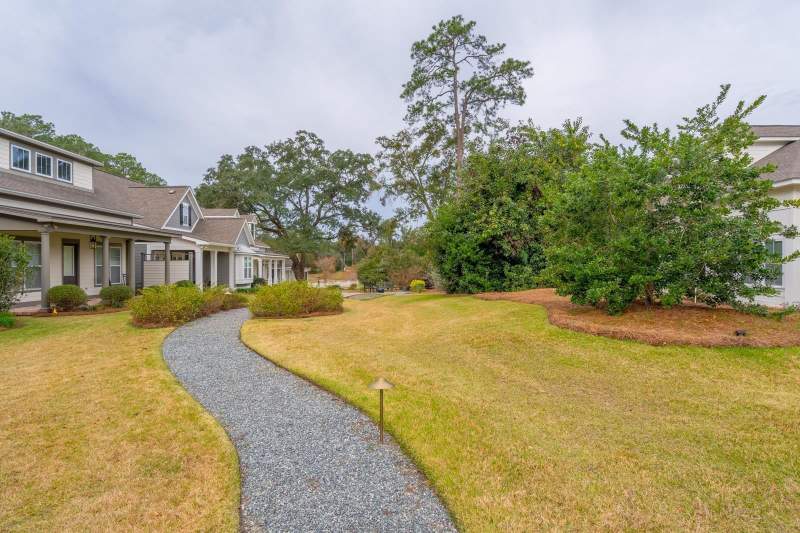 3 bedroom Detached at 1215 Braemore Way, Braemore Park, Tallahassee — photo 3