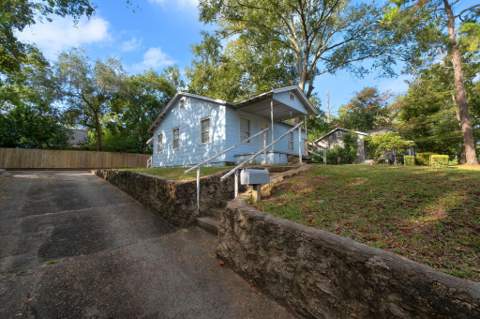 1611 Jackson Bluff Road, Tallahassee FL - photo 7 of 23