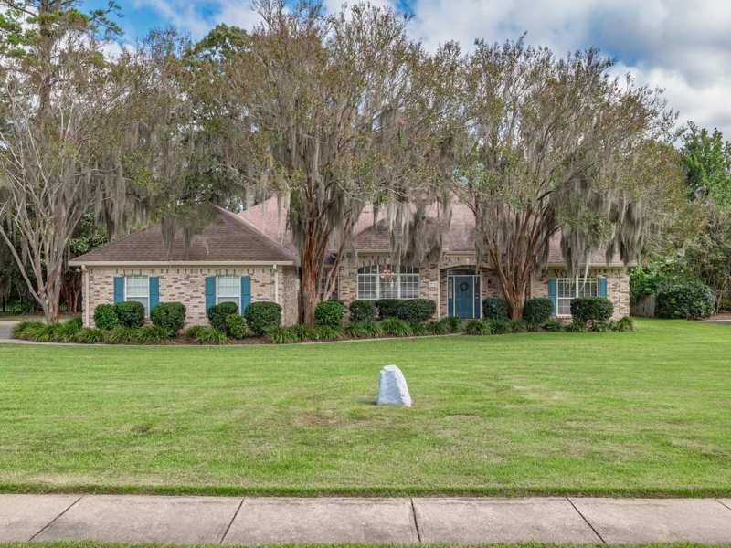 4 bedroom Detached at 214 Meadow Ridge Drive, Ox Bottom Manor, Tallahassee — photo 1