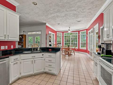 214 Meadow Ridge Drive, Tallahassee FL - photo 11 of 47