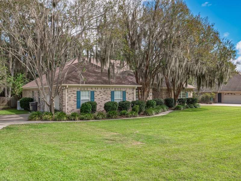 4 bedroom Detached at 214 Meadow Ridge Drive, Ox Bottom Manor, Tallahassee — photo 2