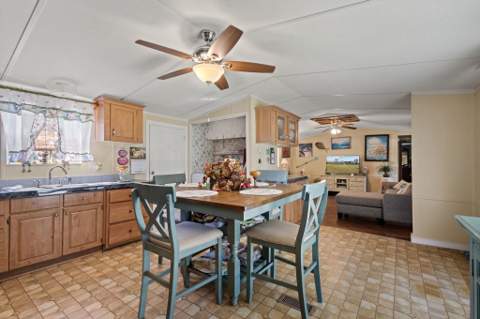 15680 E Royal Oak Dr, Perry FL - photo 10 of 37