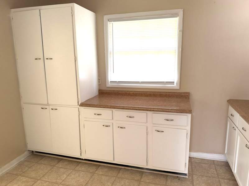3 bedroom Detached at 2018 Sheridan Road, Scenic Heights, Tallahassee — photo 2