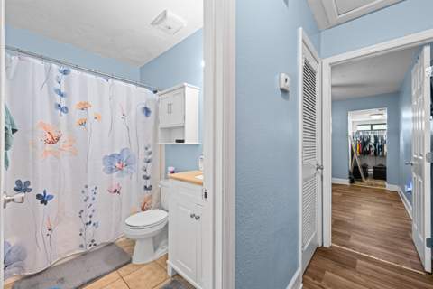 4006 Breezee Court, Tallahassee FL - photo 18 of 34