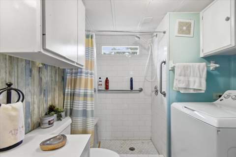 17303 Royal Oak Drive, Keaton Beach FL - photo 17 of 38