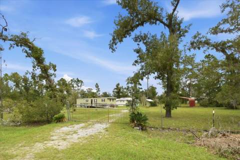17303 Royal Oak Drive, Keaton Beach FL - photo 23 of 38