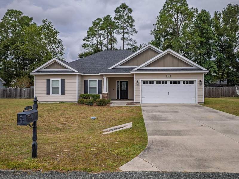 3 bedroom Detached at 40 Hawthorn Pass, The Hammocks, Crawfordville — photo 3