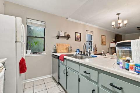 2421 Ryan Place, Tallahassee FL - photo 11 of 24