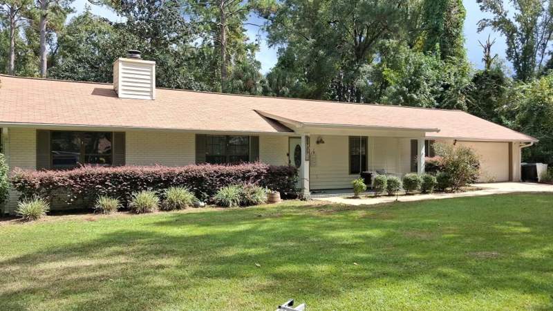 4 bedroom Detached at 2435 Augustine Court, St Augustine Woods, Tallahassee — photo 2