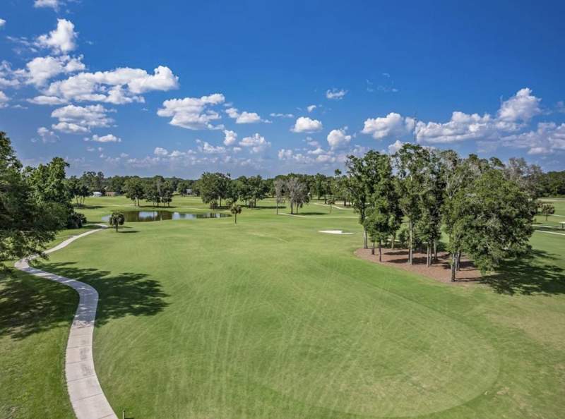 4 bedroom Detached at 136 Country Club Drive, Wildwood Country Club, Crawfordville — photo 4