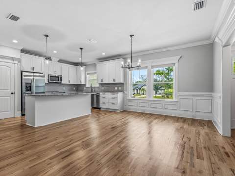 136 Country Club Drive, Crawfordville FL - photo 9 of 47