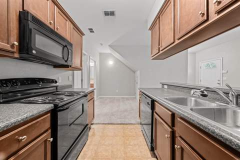 1963 Bloomington Avenue, Tallahassee FL - photo 8 of 32