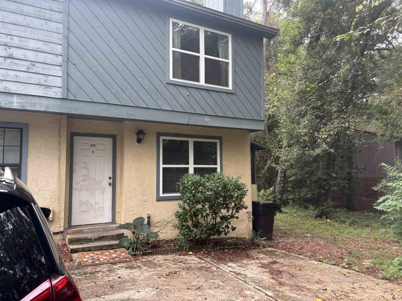 2 bedroom Townhouse at 617 Plymouth Court, The Village, Tallahassee — photo 3