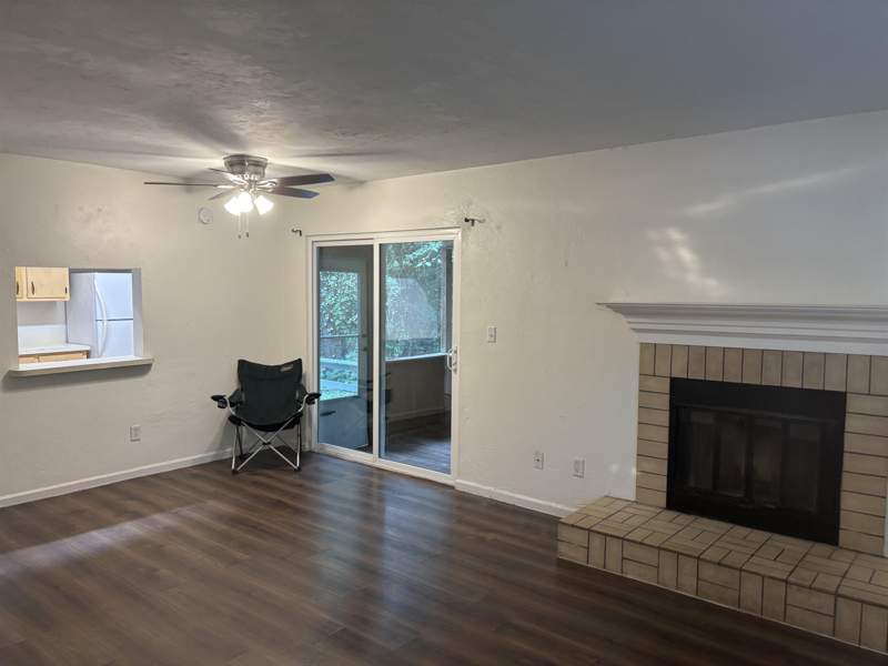 2 bedroom Townhouse at 617 Plymouth Court, The Village, Tallahassee — photo 4