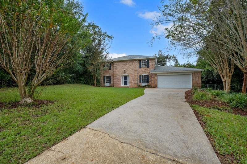 4 bedroom Detached at 2308 Forsythe Court, Shannon Forest, Tallahassee — photo 2