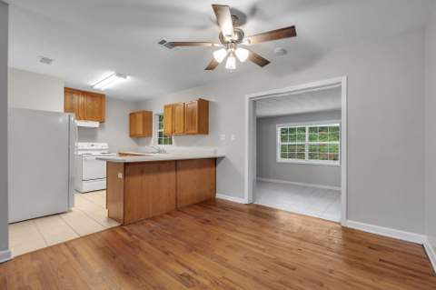 212 Edwards Street, Tallahassee FL - photo 7 of 35