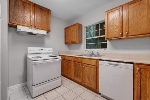 212 Edwards Street, Tallahassee FL - photo 9 of 35