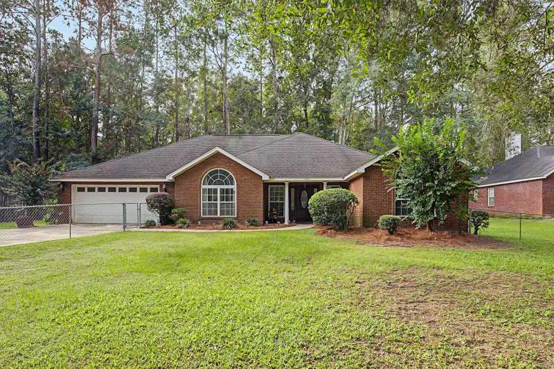 4 bedroom Detached at 7787 Mahan Drive, Plantation Estates, Tallahassee — photo 1