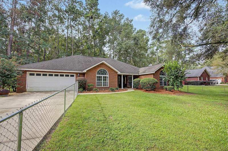 4 bedroom Detached at 7787 Mahan Drive, Plantation Estates, Tallahassee — photo 2