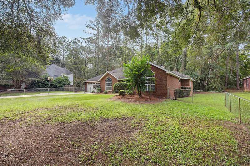 4 bedroom Detached at 7787 Mahan Drive, Plantation Estates, Tallahassee — photo 4