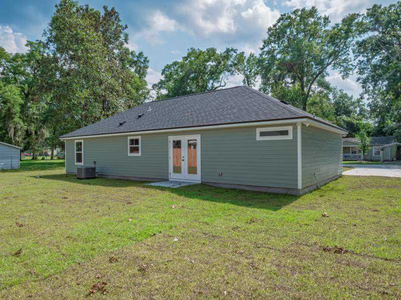 4 bedroom Detached at 8 Crestwood Drive, Crestwood, Crawfordville — photo 5